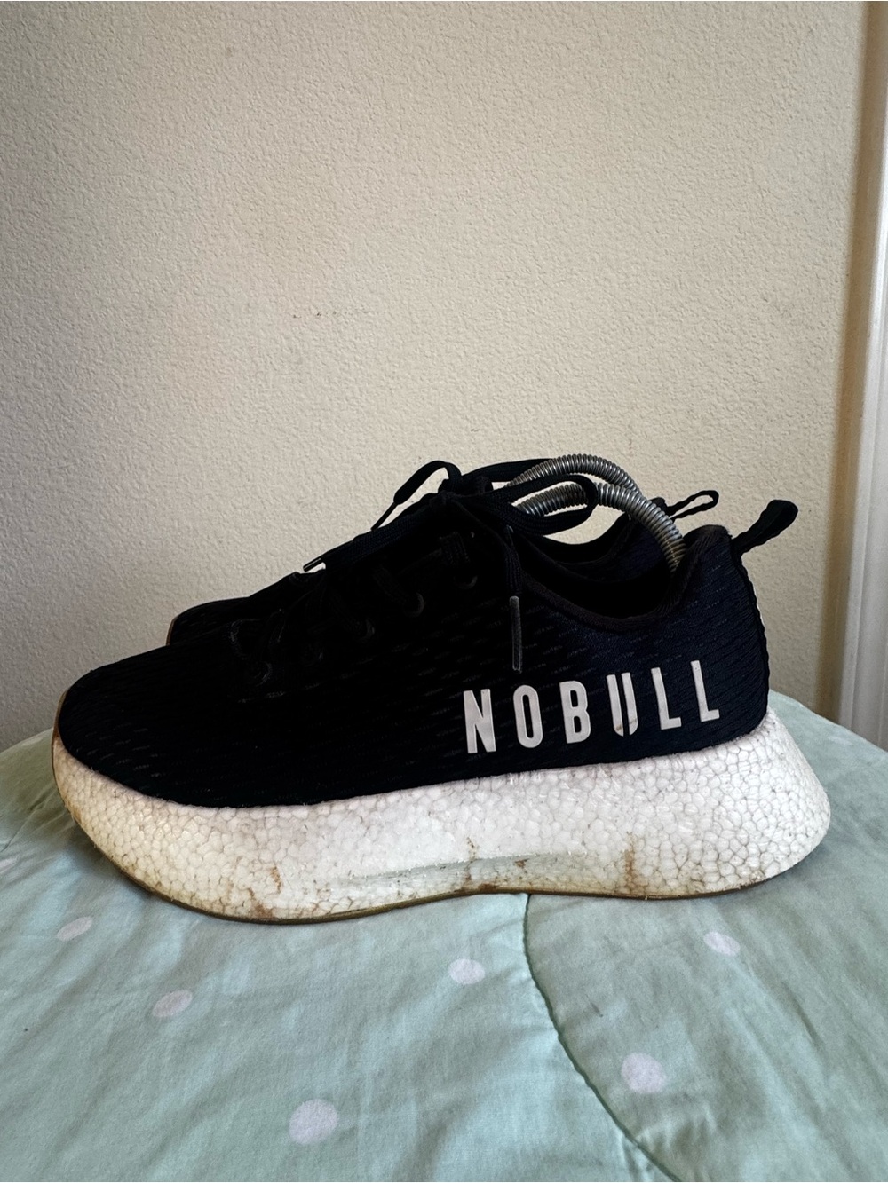 NOBULL Runner+ athletic running shoes Womens size 9.5